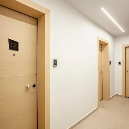 Fsn Lofts 303 /2bed / 5p