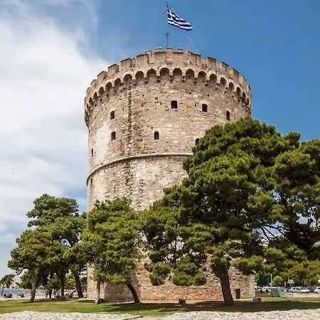 Fsn Lofts 303 /2bed / 5p アパート