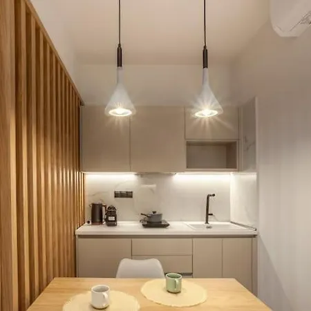 Fsn Lofts 303 /2bed / 5p Apartment *